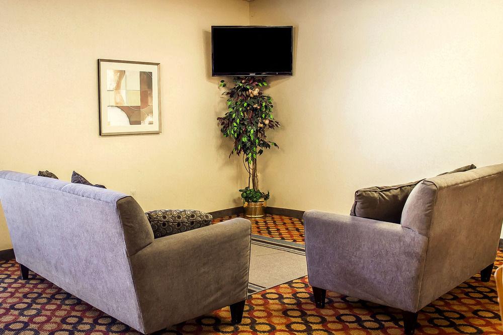 & Hotel 3*