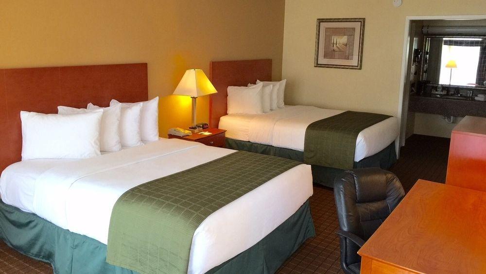 Hotel & 3*